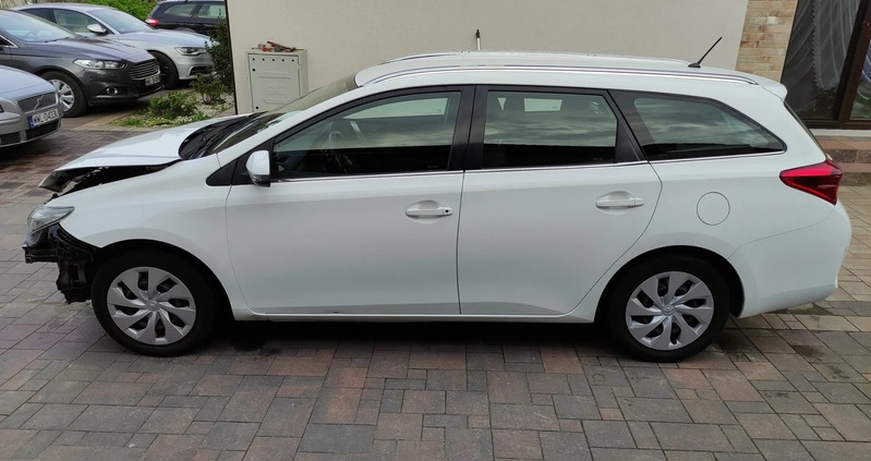 Toyota Auris cena 16900 przebieg: 187000, rok produkcji 2014 z Radzymin małe 154